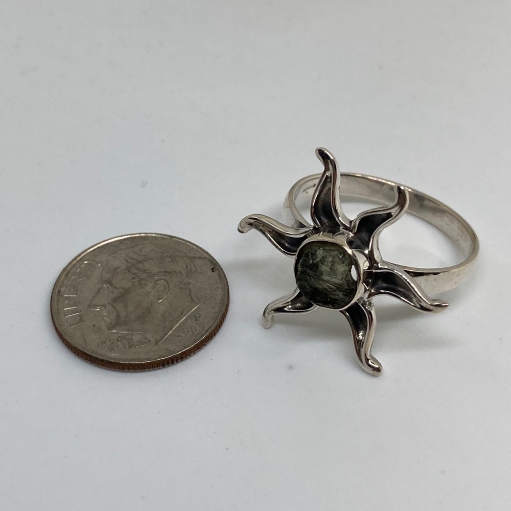 GENUINE CZECH MOLDAVITE RING - Picture 7 of 7